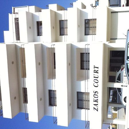 Zakos Court Apartments Larnaka Exterior foto