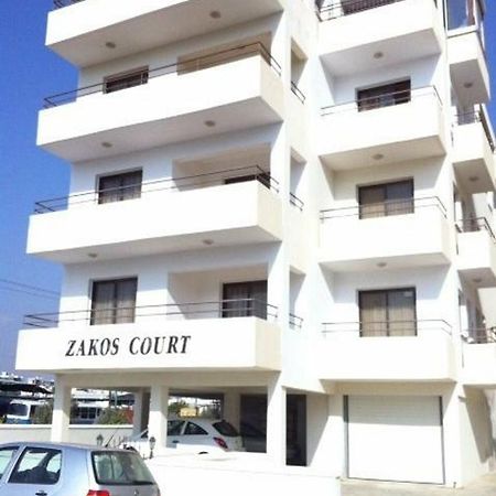 Zakos Court Apartments Larnaka Exterior foto